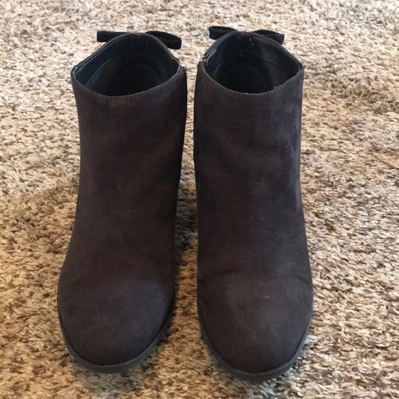 Cute gray booties! - Picture 2 of 4